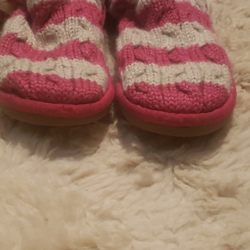 Unique Uggs - image 4